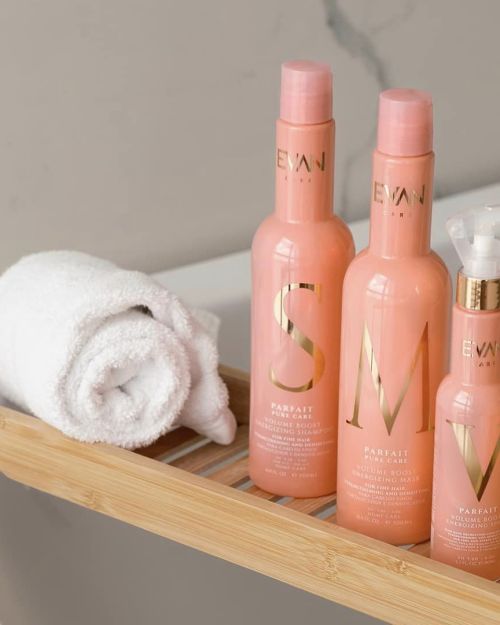 Volüümi andev ja juuksekasvu parandav komplekt õhukestele juustele